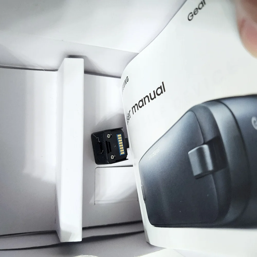 Samsung Gear VR (Virtual Reality)
